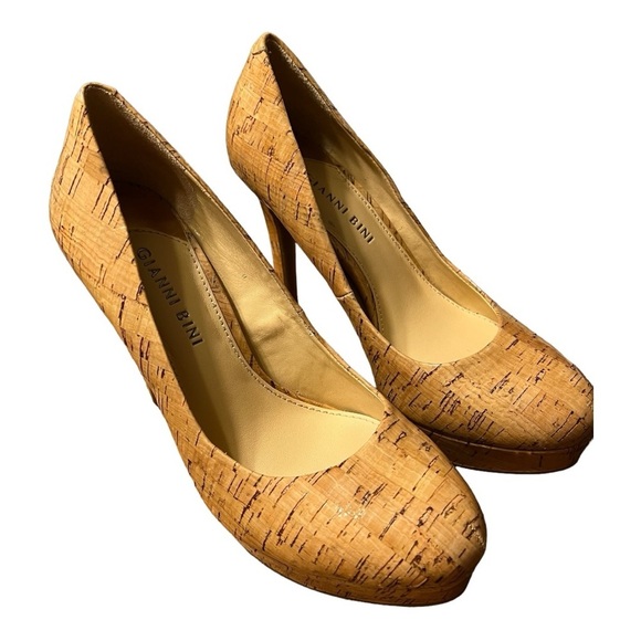 Gianni Bini Leather Heels Size 7M - Picture 3 of 9